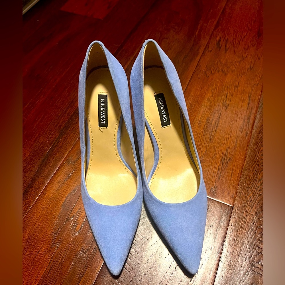 Nine West light blue suede pumps size 7.5